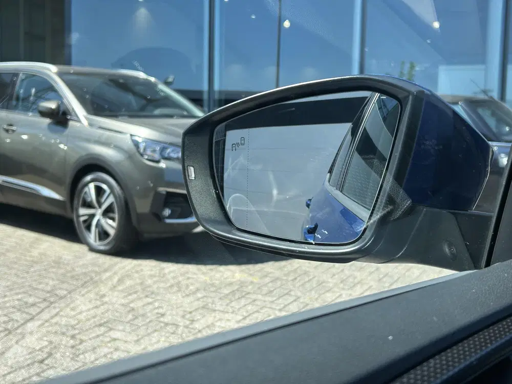 Volkswagen T-Cross 1.0 TSI Business R-line (Hoge Instap) uit 2020, foto 13