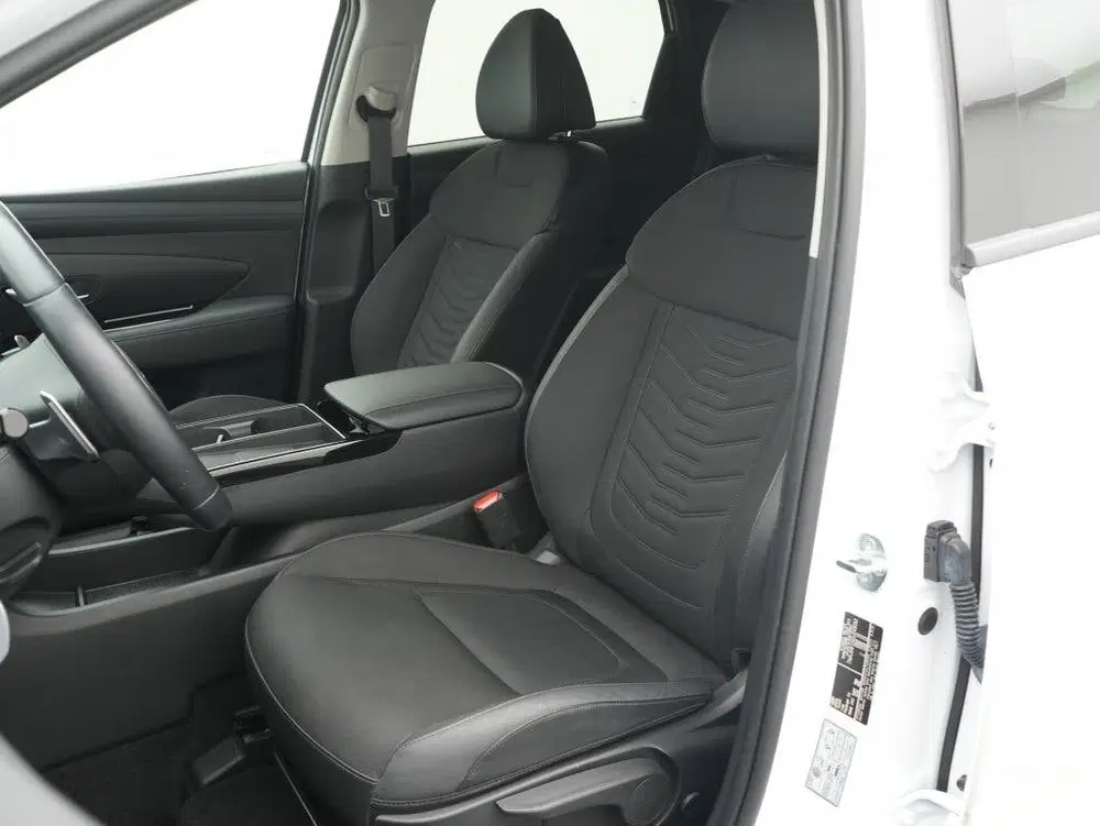 Hyundai TUCSON Facelift 1.6T PHEV 2WD Comfort Smart uit 2025, foto 14