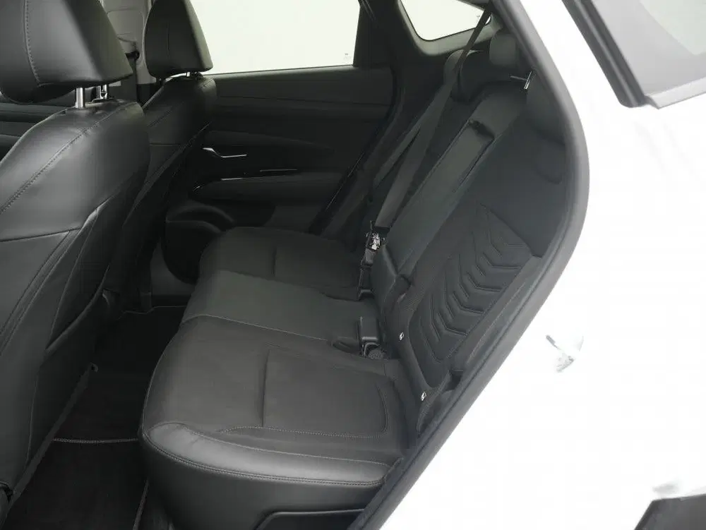 Hyundai TUCSON Facelift 1.6T PHEV 2WD Comfort Smart uit 2025, foto 15