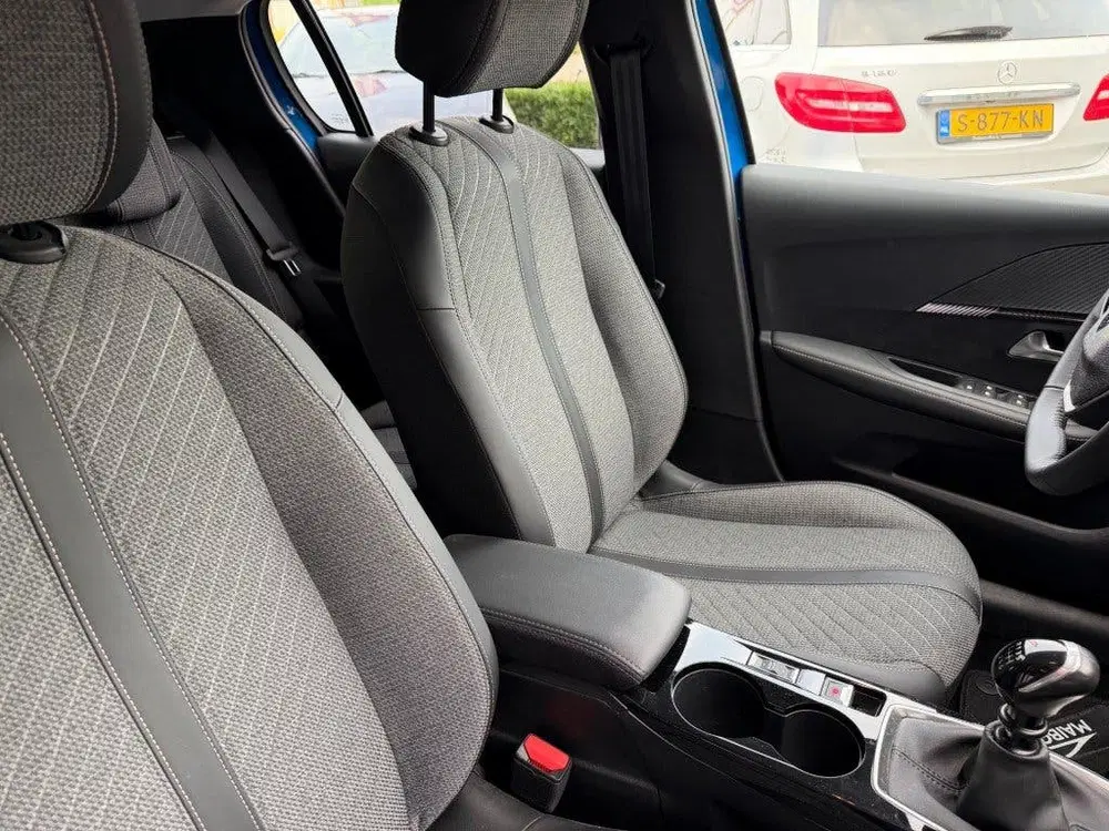 Peugeot 208 1.2 PureTech Allure 100PK Leder uit 2025, foto 11
