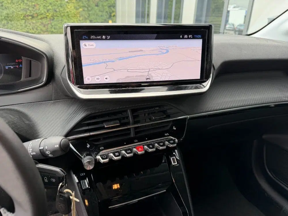 Peugeot 208 1.2 PureTech Allure 100PK Leder uit 2025, foto 13