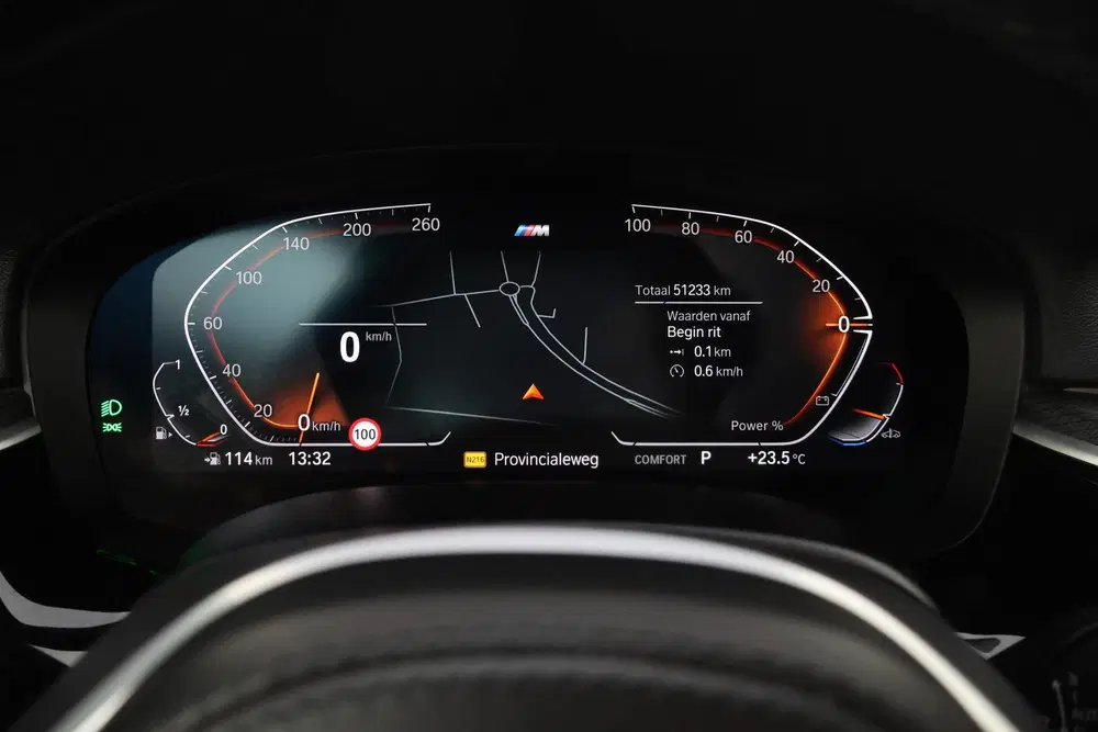BMW 5-serie 5 Serie Touring 520iA M-SPORT High Executi uit 2022, foto 15