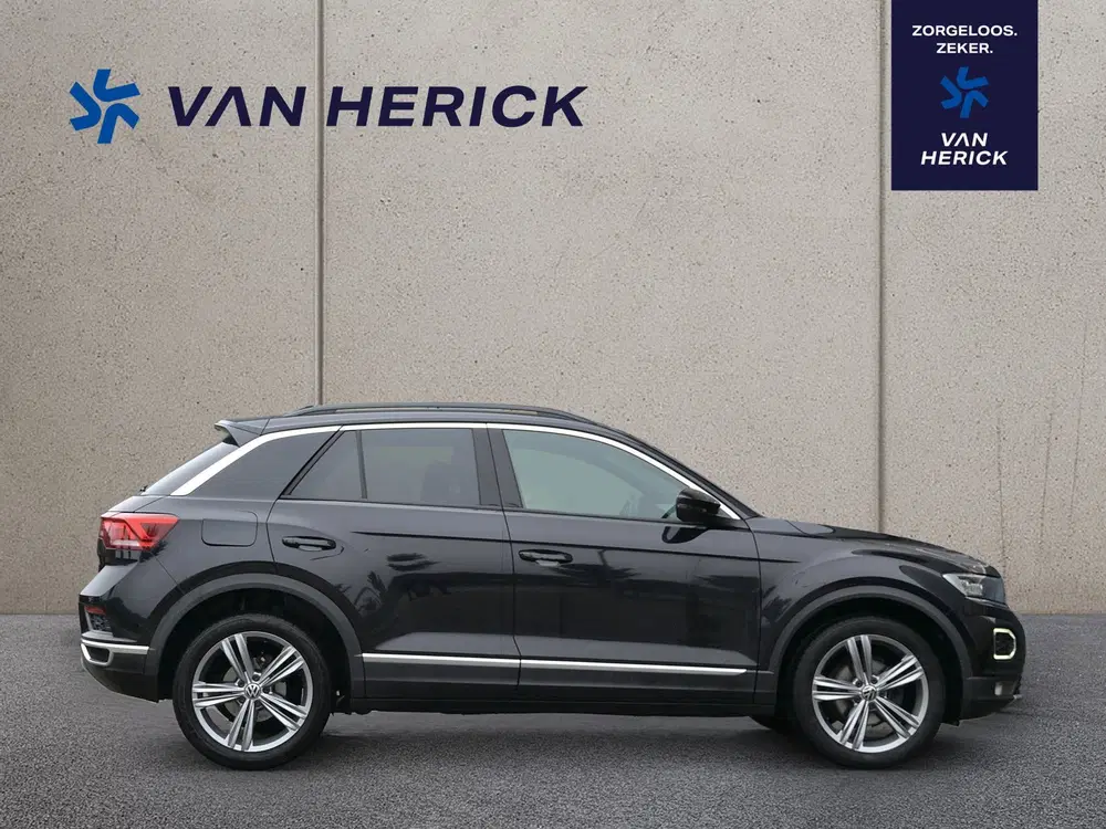 Volkswagen T-Roc 1.5 TSI 150PK Sport Automaat uit 2022, foto 3