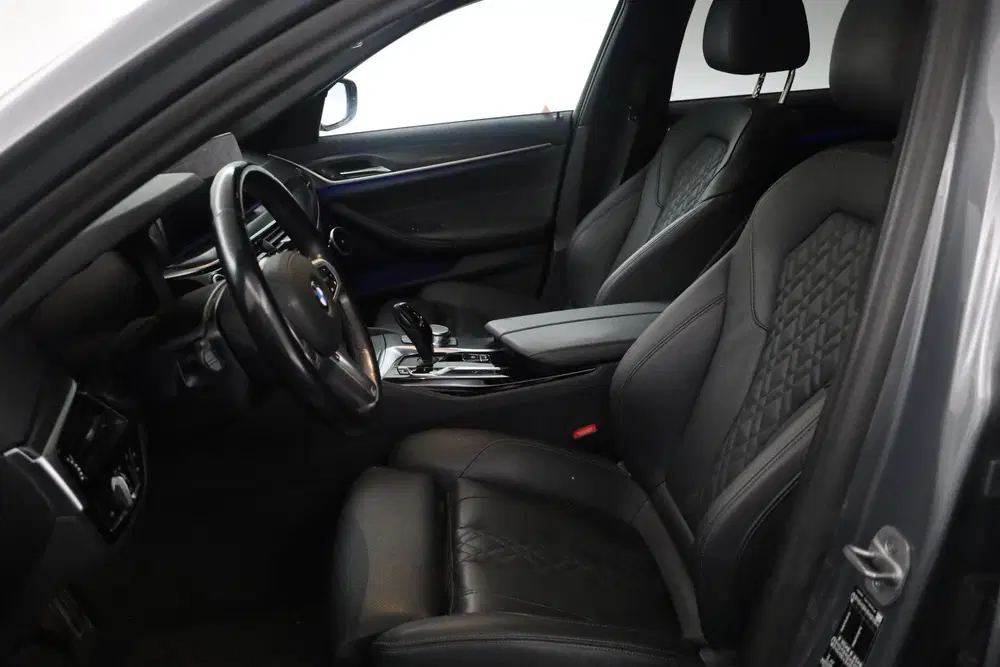 BMW 5-serie 520d 190pk -M Sport uit 2023, foto 11