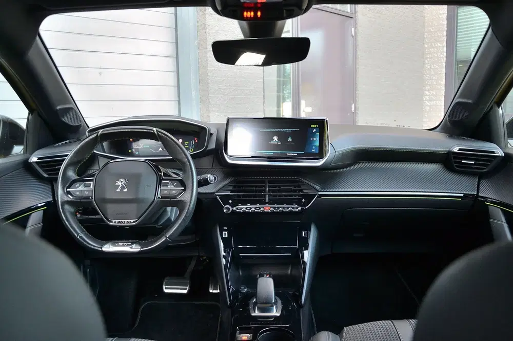 Peugeot 208 GT 50kWh 91.3% SOH uit 2021, foto 9
