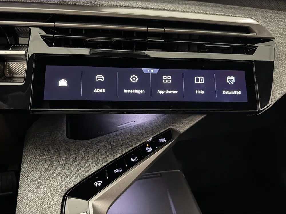 Peugeot 3008 Allure EV 73 kWh 210 uit 2024, foto 11