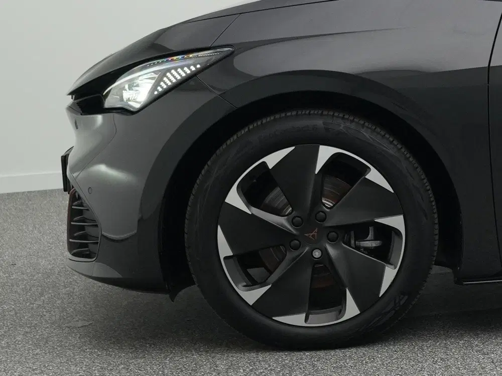 Cupra Born Adrenaline 62 kWh 204pk uit 2024, foto 6