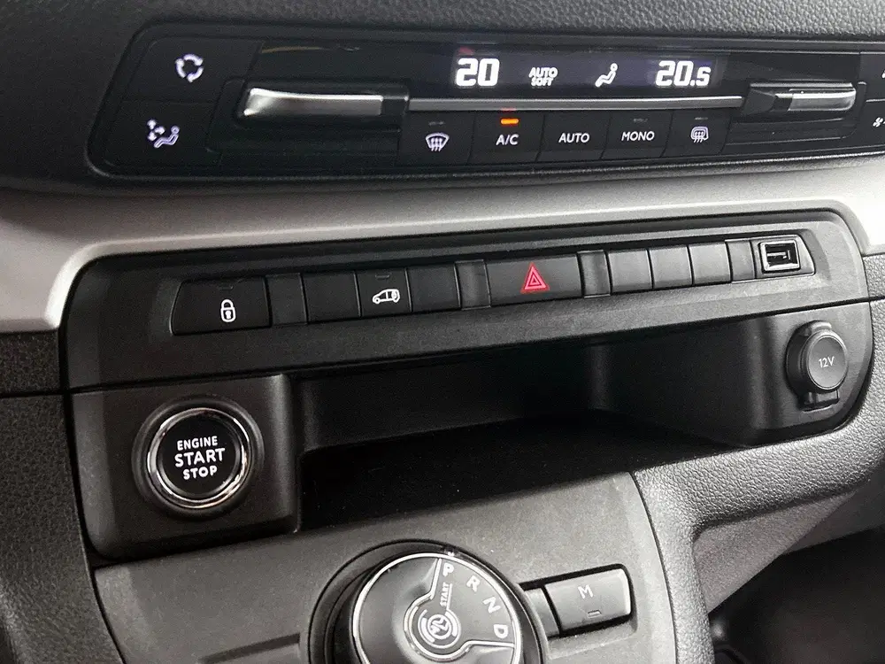 Opel Vivaro 2.0 BlueHDi 145PK L3 Automaat Airco Naviga uit 2024, foto 10