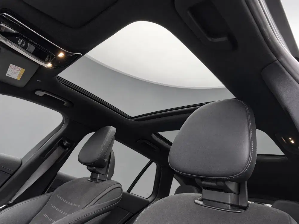 Mercedes-Benz C-Klasse 300 e Star Edition uit 2025, foto 6