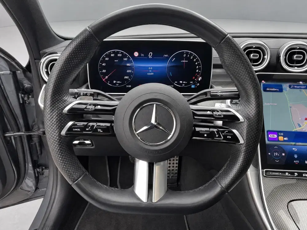 Mercedes-Benz C-Klasse 300 e Star Edition uit 2025, foto 9