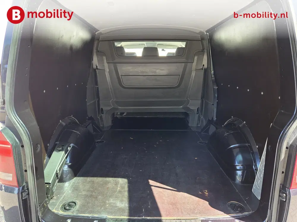 Volkswagen Transporter 2.0 TDI L2H1 30 BULLI 200PK Dubbele C uit 2020, foto 15
