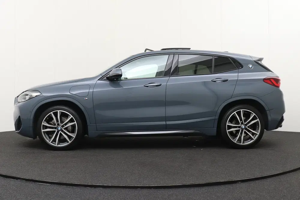 BMW X2 xDrive25e 220PK M-Sport High Exe Pano-dak uit 2021, foto 5