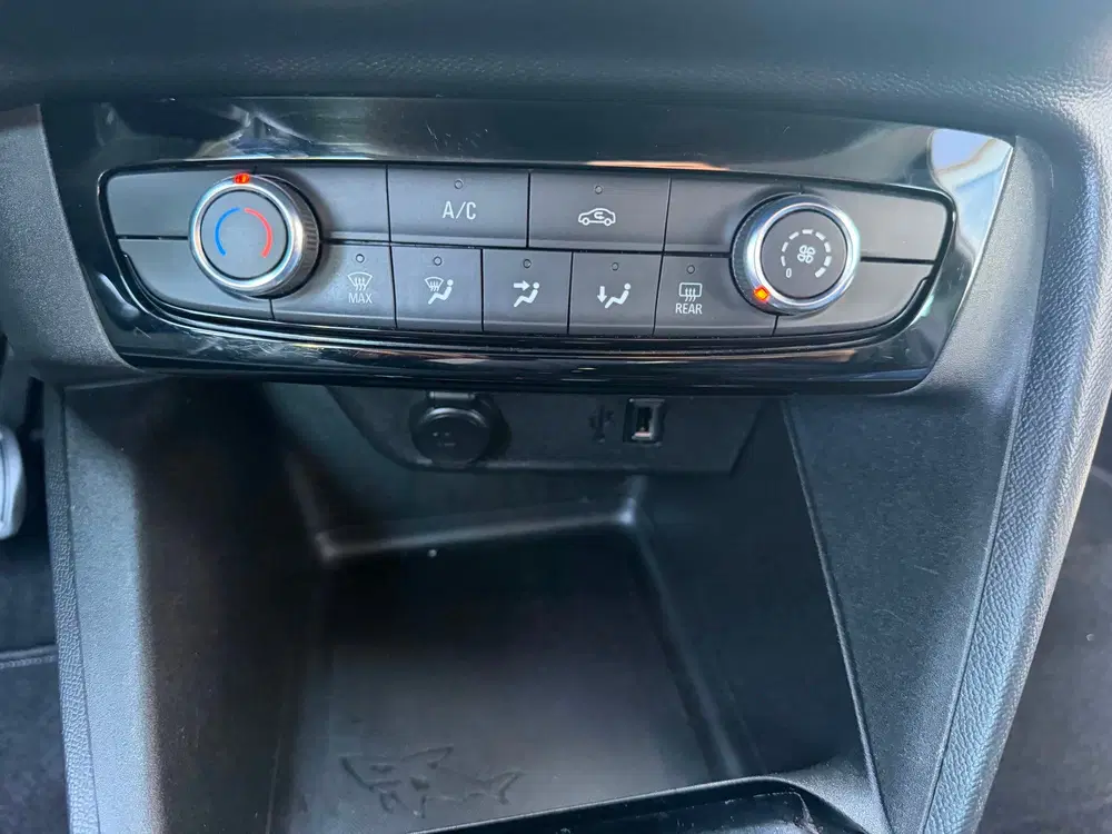 Opel Corsa 1.2 Airco Lmv Cruise Automaat uit 2023, foto 15