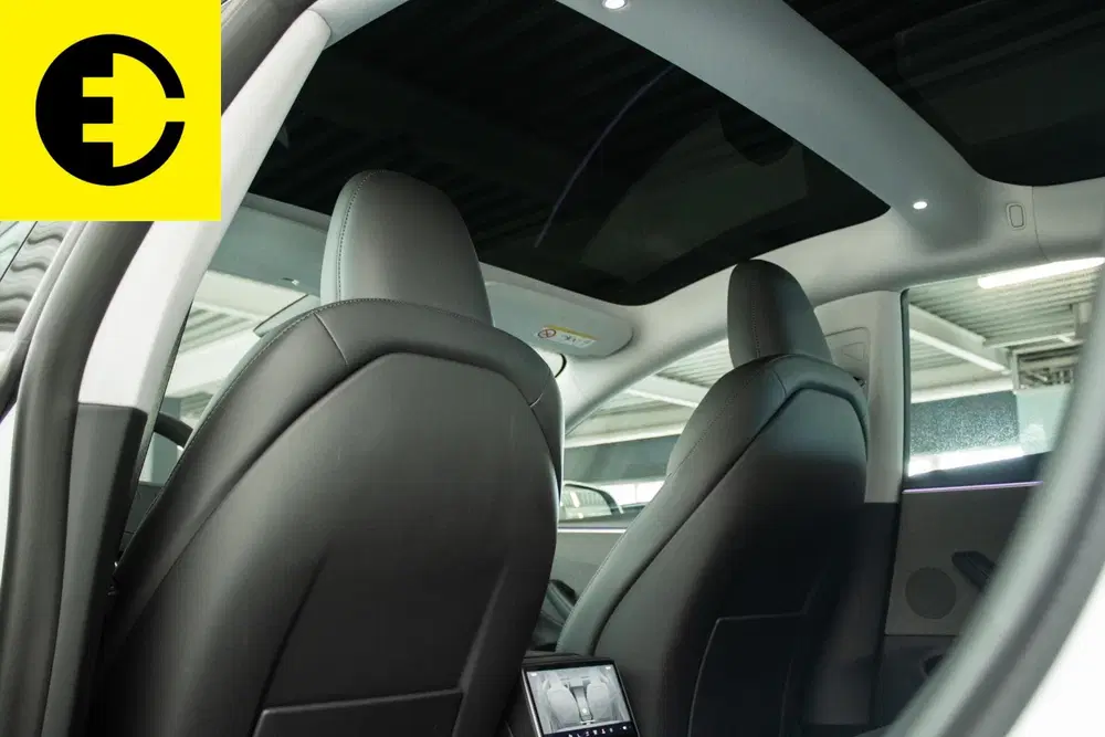 Tesla Model 3 Premium Long Range AWD uit 2024, foto 4
