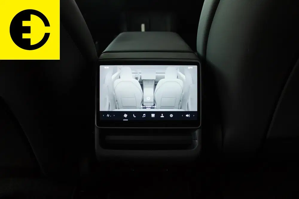 Tesla Model 3 Premium Long Range AWD uit 2024, foto 5