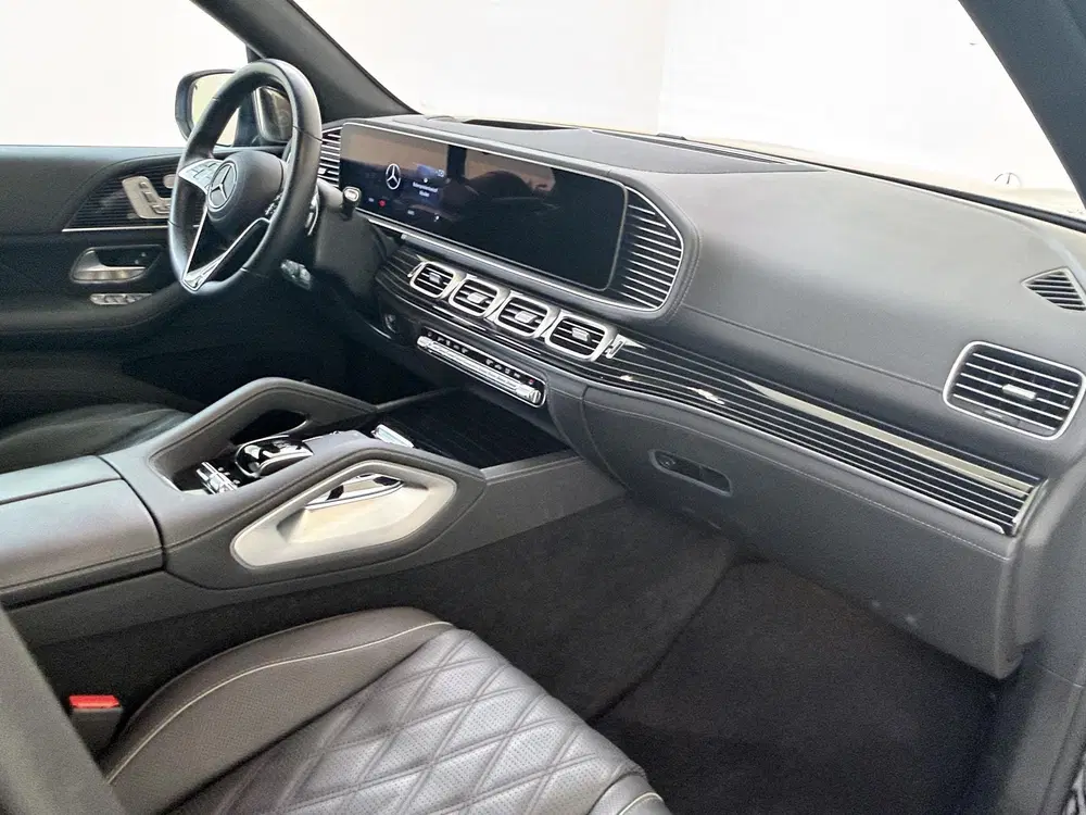 Mercedes-Benz GLS Maybach 600 4MATIC uit 2025, foto 5