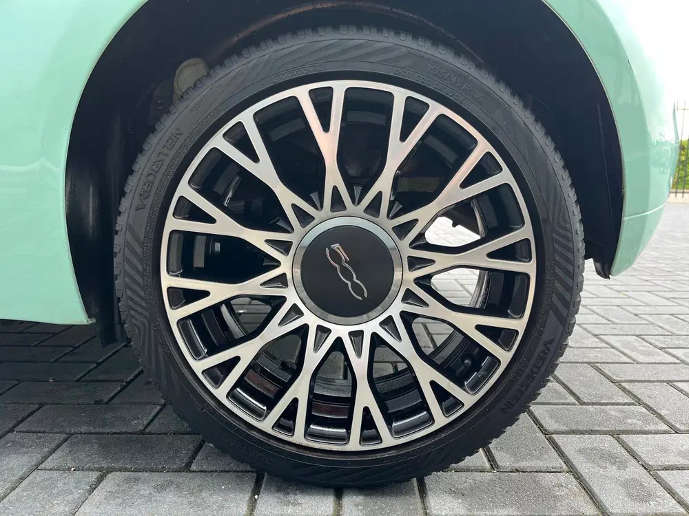 Fiat 500 1.0 Hybrid NLAuto uit 2020, foto 9
