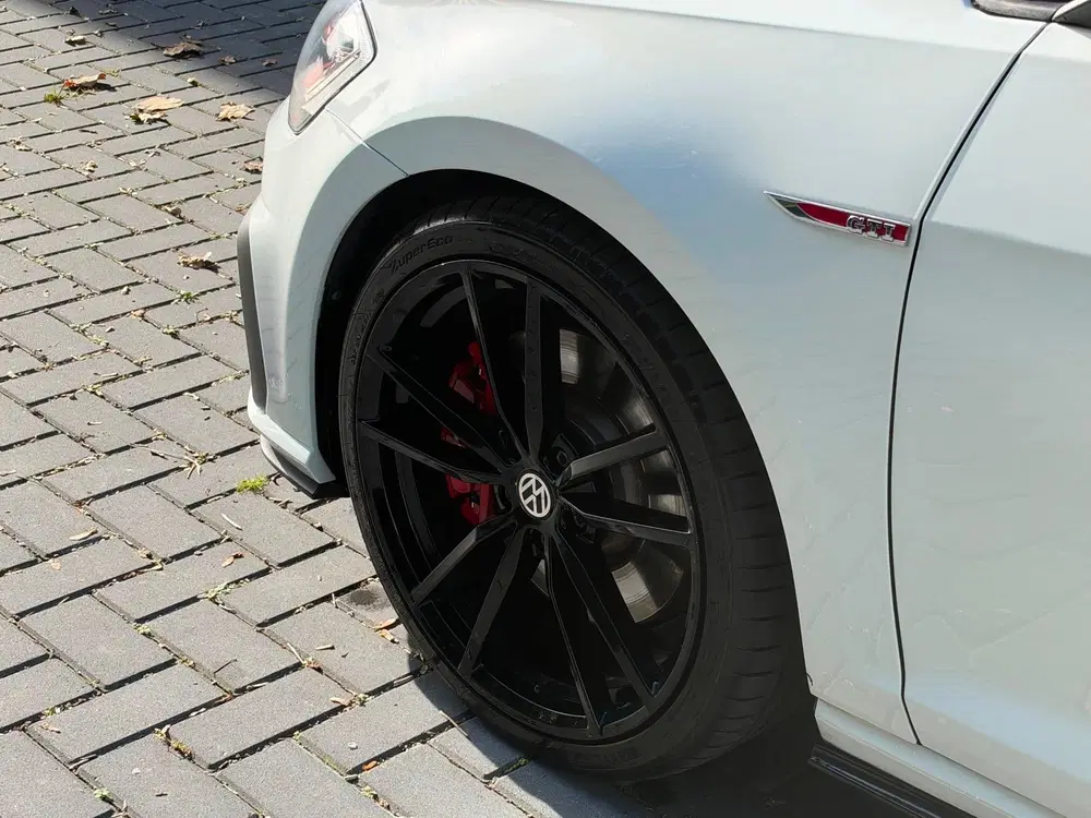Volkswagen Golf 2.0 TSI GTI Performance PANO uit 2020, foto 4