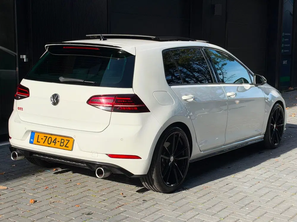 Volkswagen Golf 2.0 TSI GTI Performance PANO uit 2020, foto 5