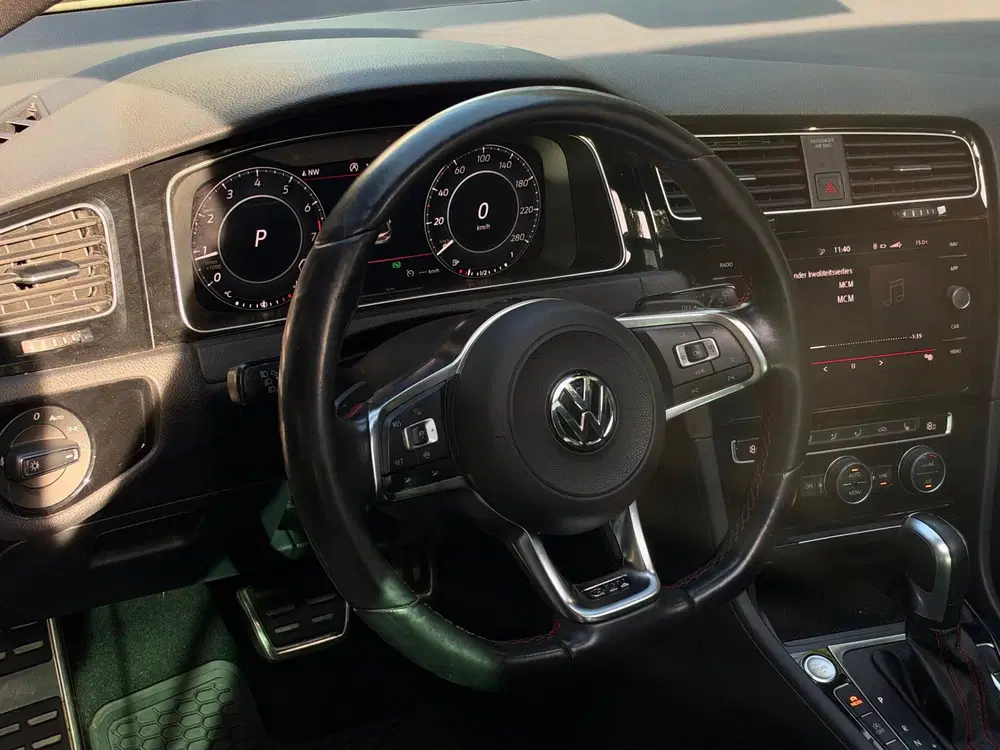 Volkswagen Golf 2.0 TSI GTI Performance PANO uit 2020, foto 6