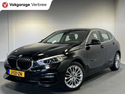 BMW 1-serie 118i Executive Edition uit 2020