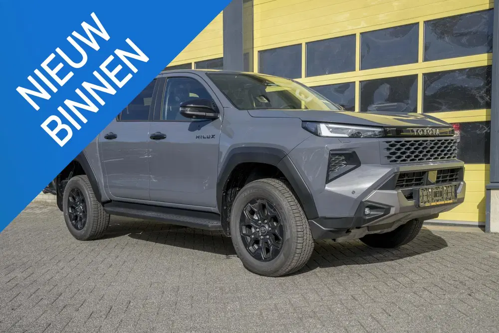 Toyota Hilux 2.8 D-4D Hybrid Invincible JBL Full Option uit 2026