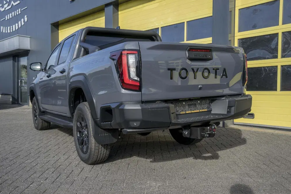 Toyota Hilux 2.8 D-4D Hybrid Invincible JBL Full Option uit 2026, foto 7