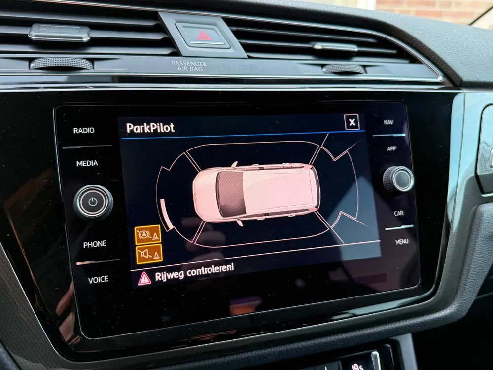 Volkswagen Touran 1.0 TSI uit 2019, foto 15