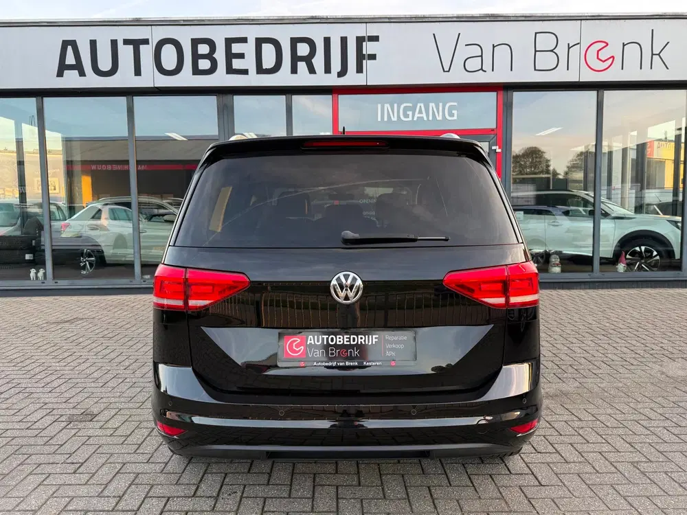 Volkswagen Touran 1.0 TSI uit 2019, foto 7