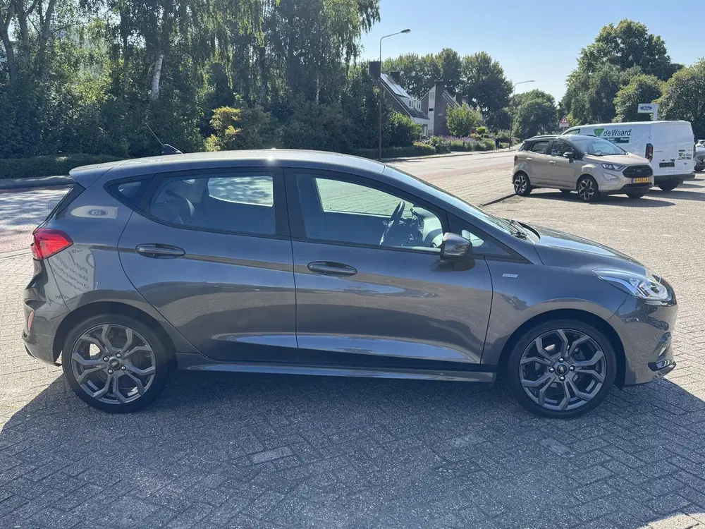 Ford Fiesta 1.0 EcoBoost ST-Line 100pk Automaat uit 2020, foto 2