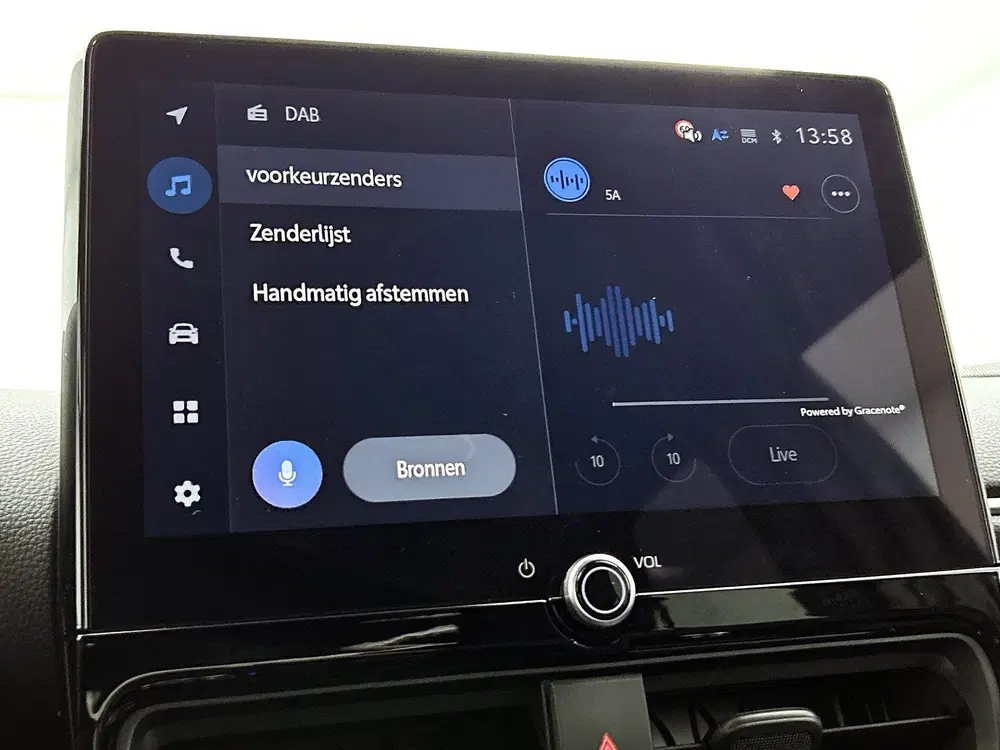 Toyota Yaris Cross 1.5 Hybrid 115 First Edition + uit 2025, foto 9