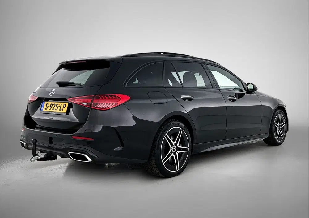 Mercedes-Benz C-Klasse 300 e Star Edition AMG Line Pl uit 2023, foto 2