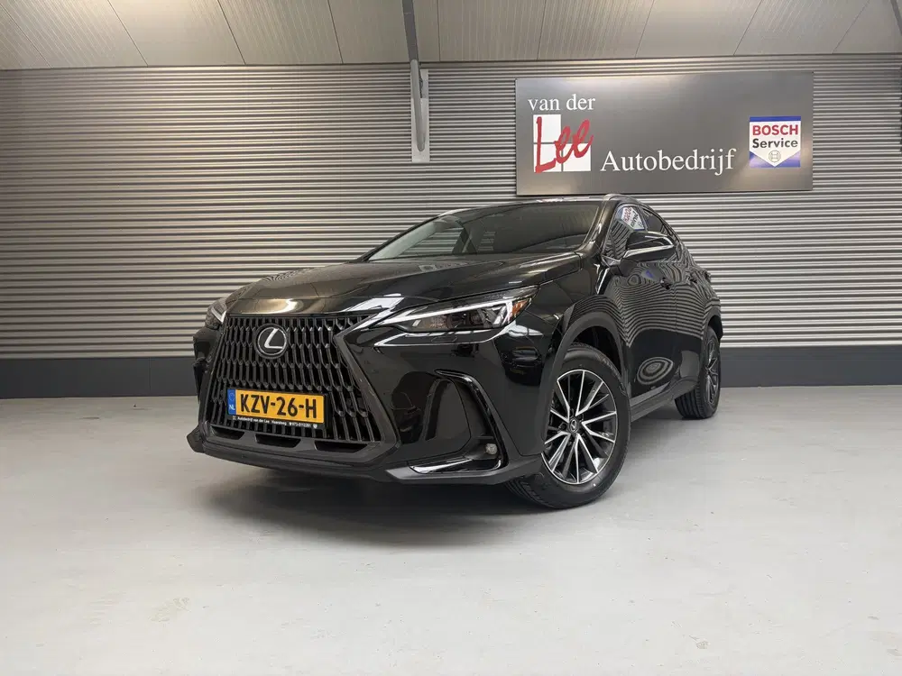 Lexus NX 450h+ AWD LUXERY uit 2025