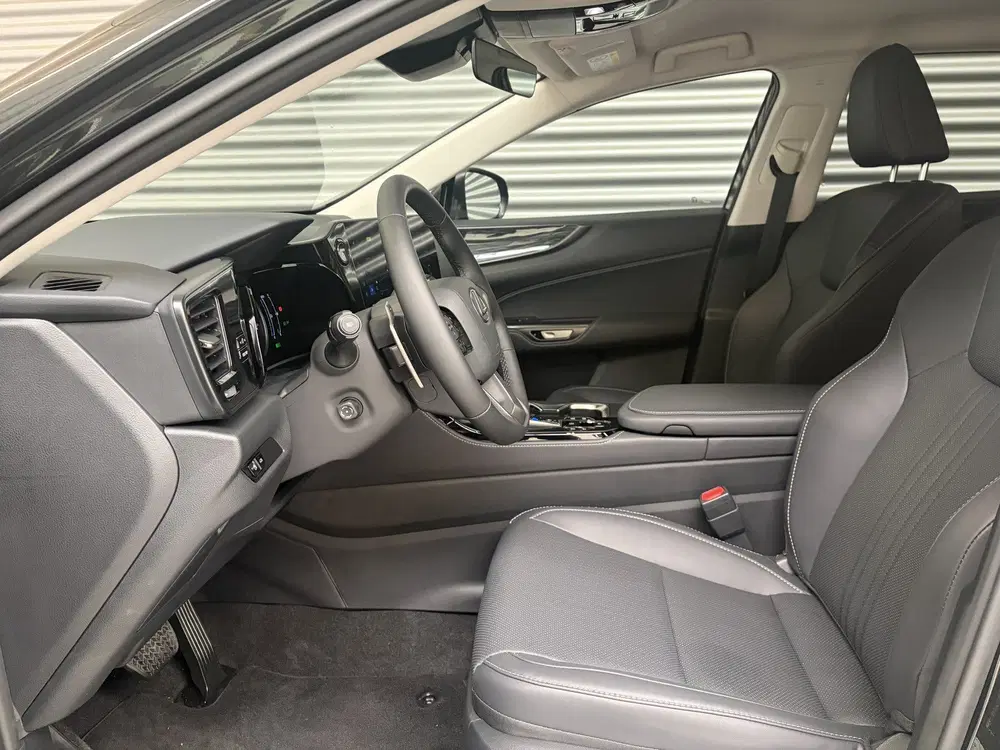 Lexus NX 450h+ AWD LUXERY uit 2025, foto 5