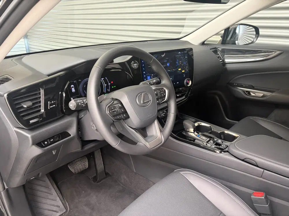 Lexus NX 450h+ AWD LUXERY uit 2025, foto 7