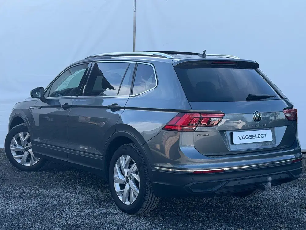 Volkswagen Tiguan Allspace 1.5 TSI Life 7p. uit 2023, foto 2