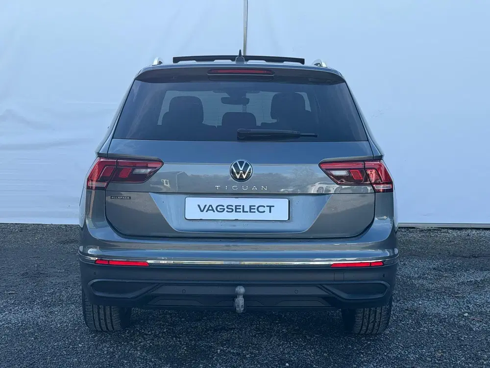 Volkswagen Tiguan Allspace 1.5 TSI Life 7p. uit 2023, foto 8