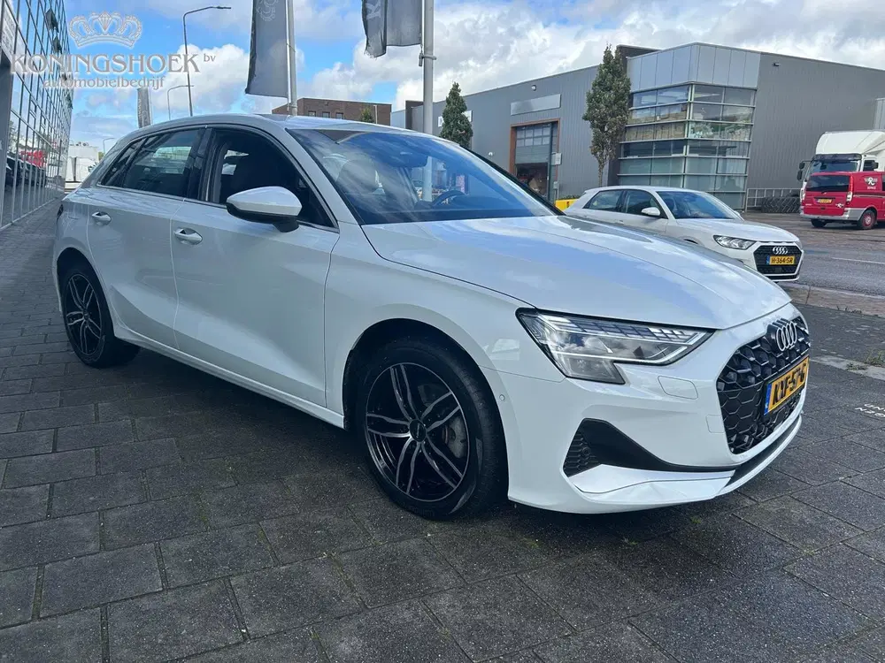 Audi A3 30 TFSI Advanced edition Facelift model f uit 2024, foto 3