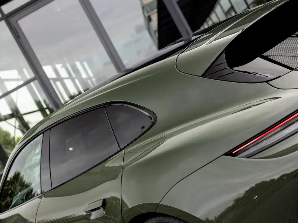 Porsche Taycan Sport Turismo 79 kWh uit 2023, foto 11