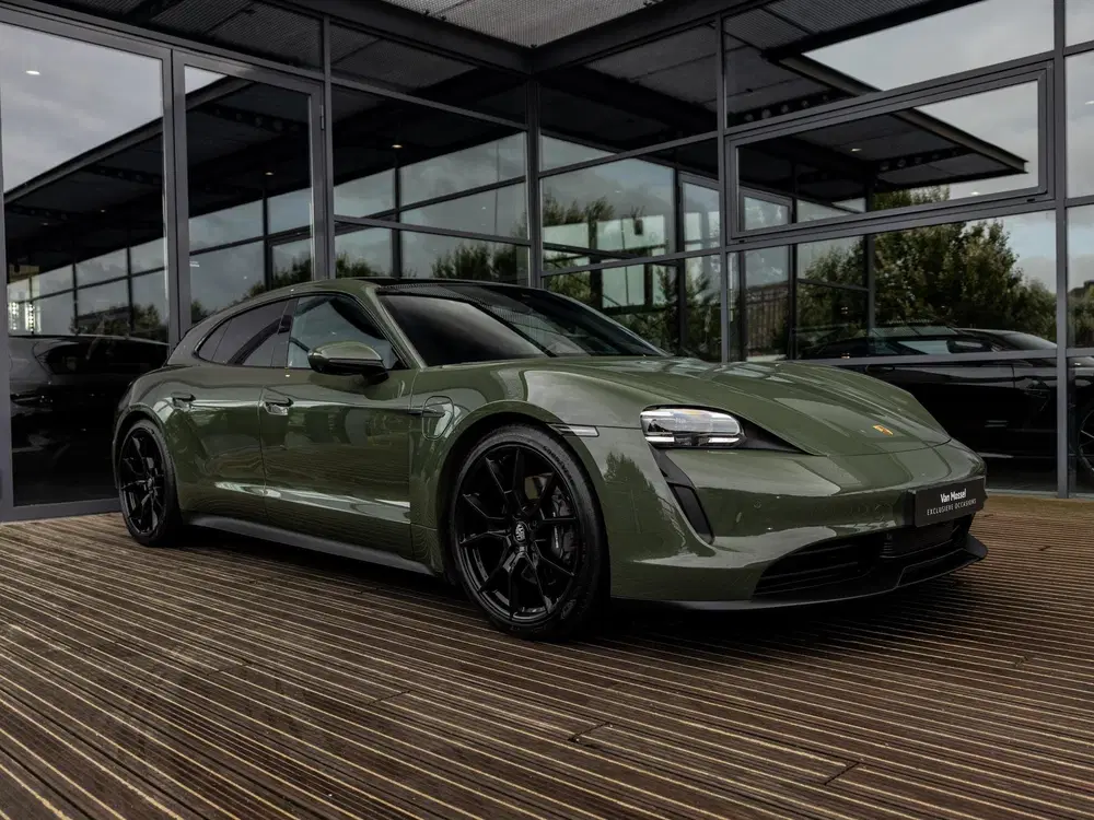 Porsche Taycan Sport Turismo 79 kWh uit 2023, foto 3