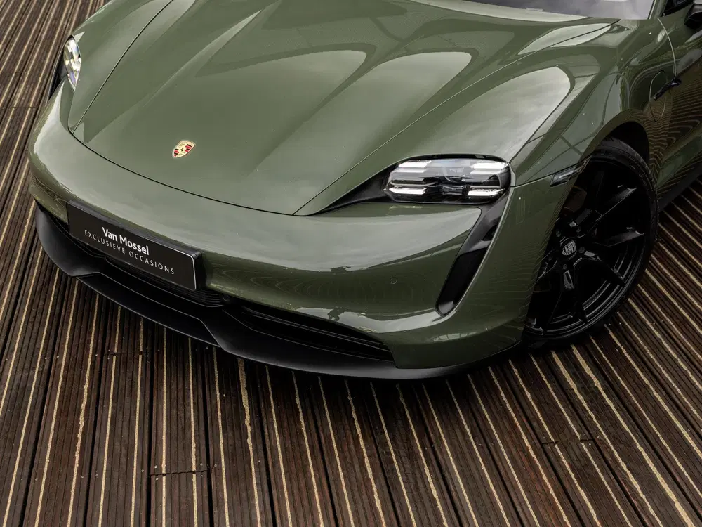 Porsche Taycan Sport Turismo 79 kWh uit 2023, foto 9