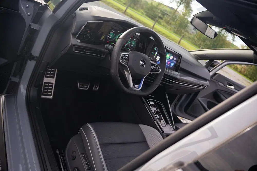 Volkswagen Golf 1.4 GTE 245PK uit 2022, foto 10