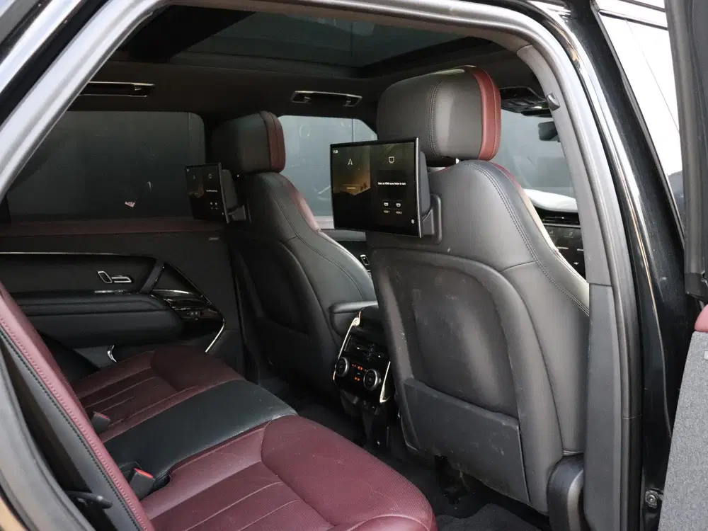 Land Rover Range Rover Sport 3.0 P440e DYNAMIC uit 2023, foto 15