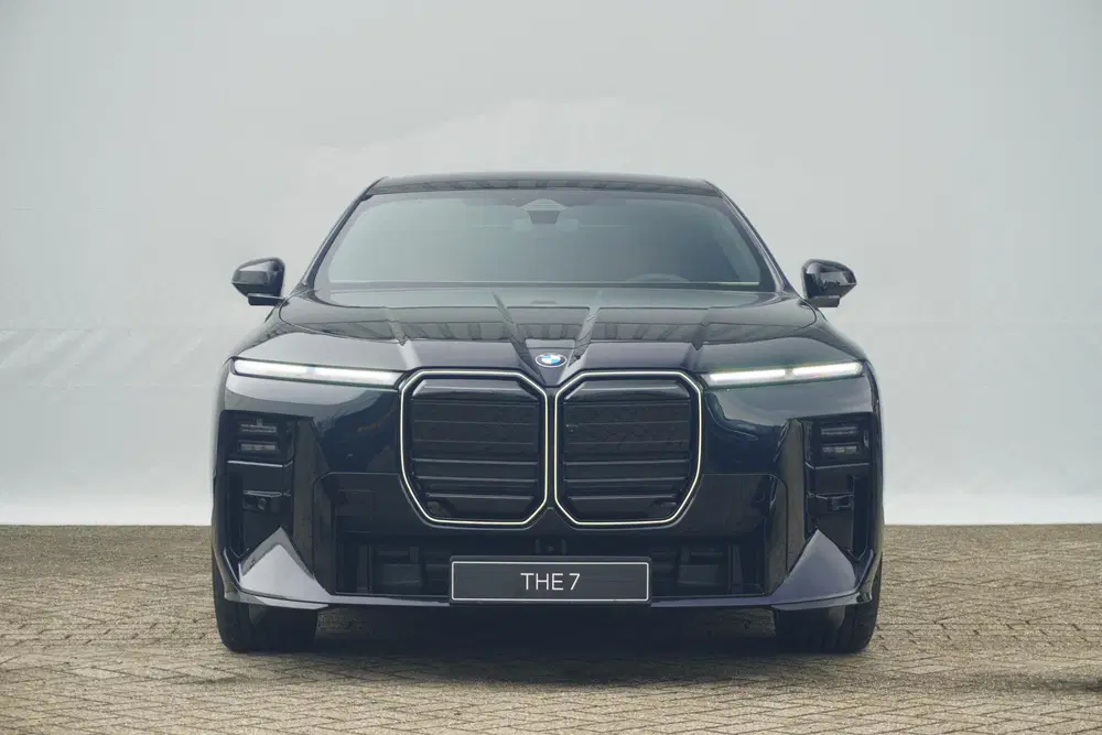 BMW i7 xDrive50 Connoisseur Pack uit 2026, foto 5