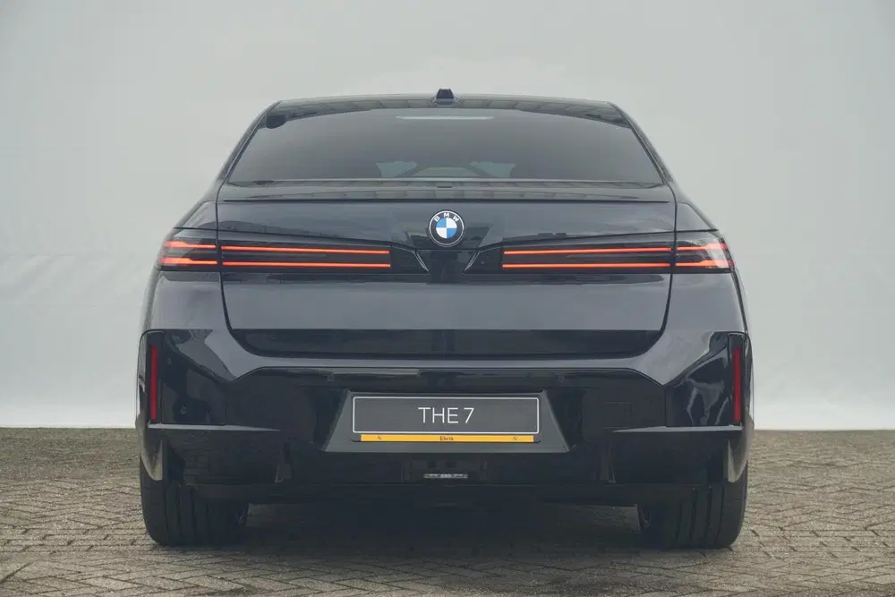 BMW i7 xDrive50 Connoisseur Pack uit 2026, foto 7