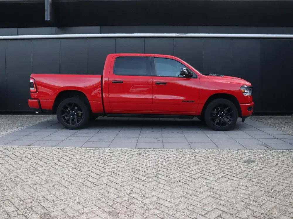 Dodge RAM 5.7 V8 4x4 Crew Cab Laramie uit 2024, foto 4