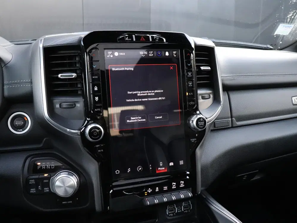 Dodge RAM 5.7 V8 4x4 Crew Cab Laramie uit 2024, foto 9