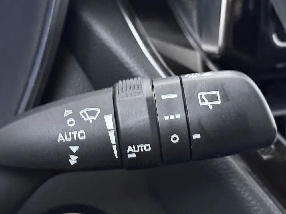 Toyota Corolla 2.0 Hybrid First Edition uit 2019, foto 15