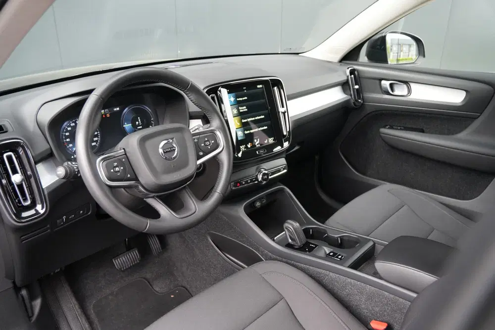 Volvo XC40 1.5 T5 Recharge R-Design Expression uit 2021, foto 12