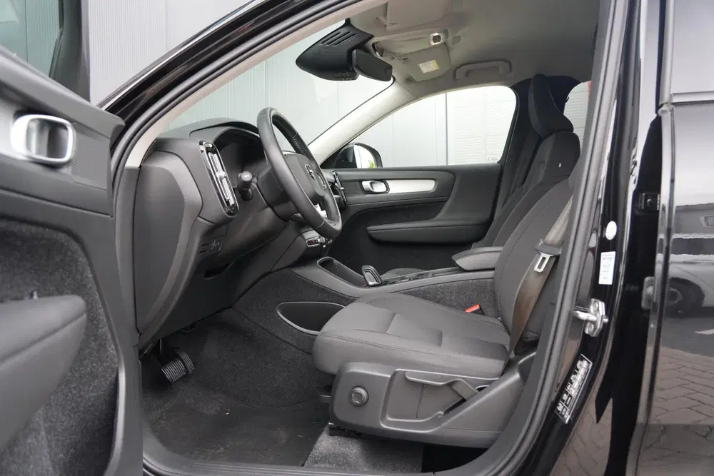 Volvo XC40 1.5 T5 Recharge R-Design Expression uit 2021, foto 15